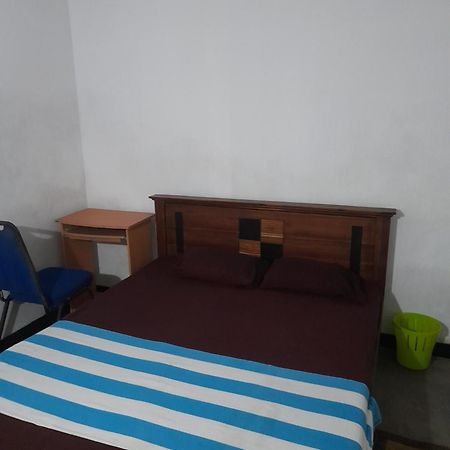 Smart Holiday Inn กอลล์ ภายนอก รูปภาพ